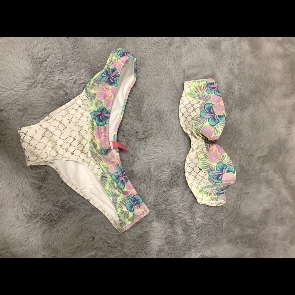 Victoria Secret bikini